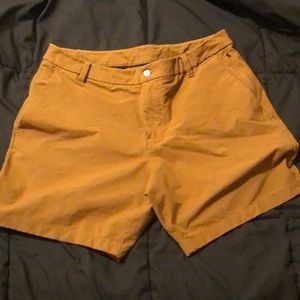 Lululemon Mens Commission Short 7 Size 36